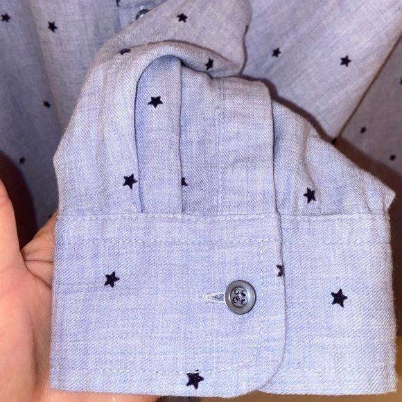 ⭐️ HP TALBOTS Embroidered Star Classic Perfect Fit Button Down Shirt - Picture 2 of 9